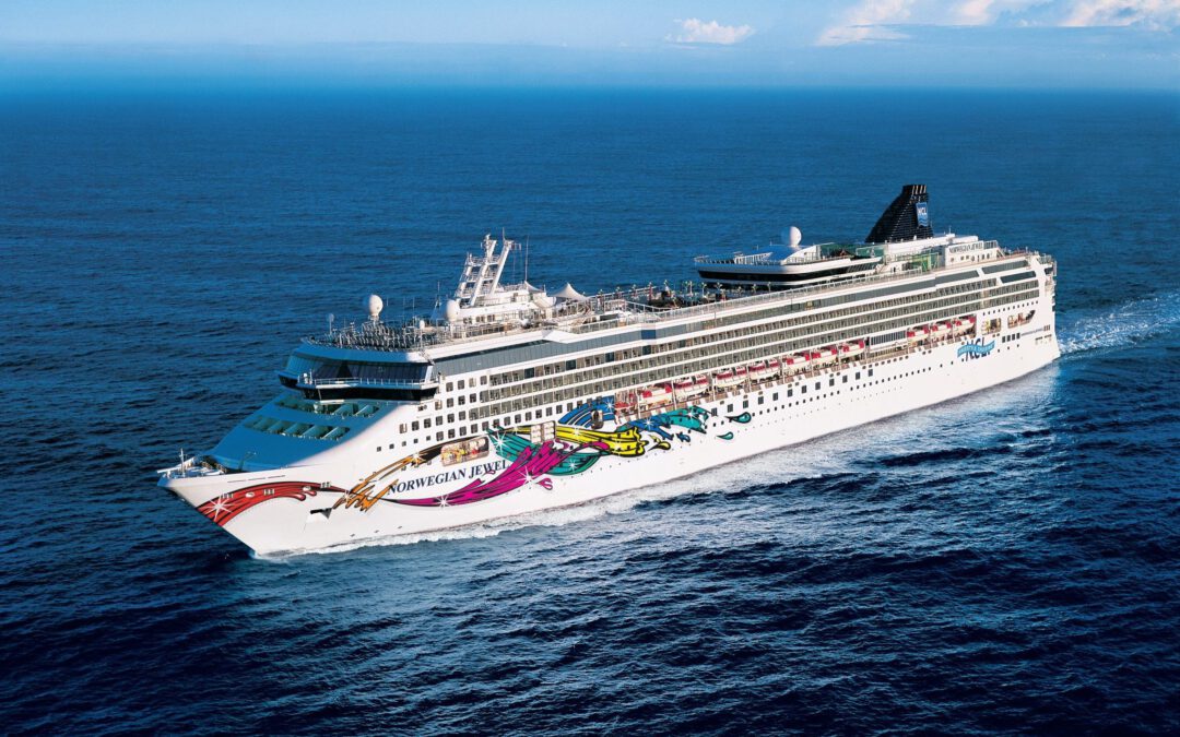 Norwegian Jewel keert in Panama terug in de vaart
