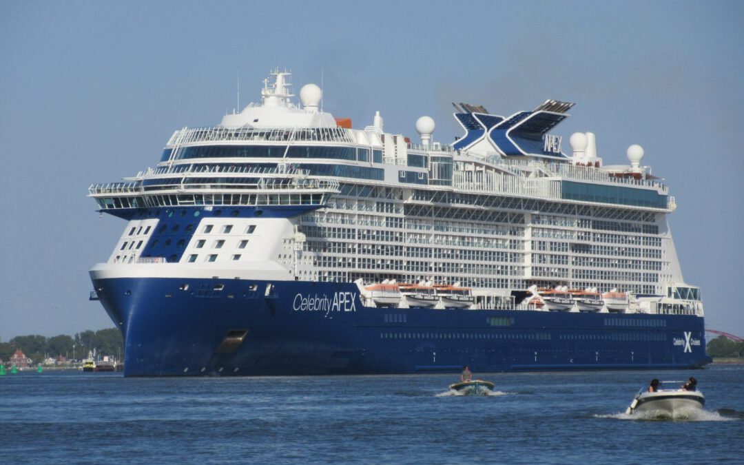 Zomerseizoen Celebrity Apex vanuit Amsterdam gestart