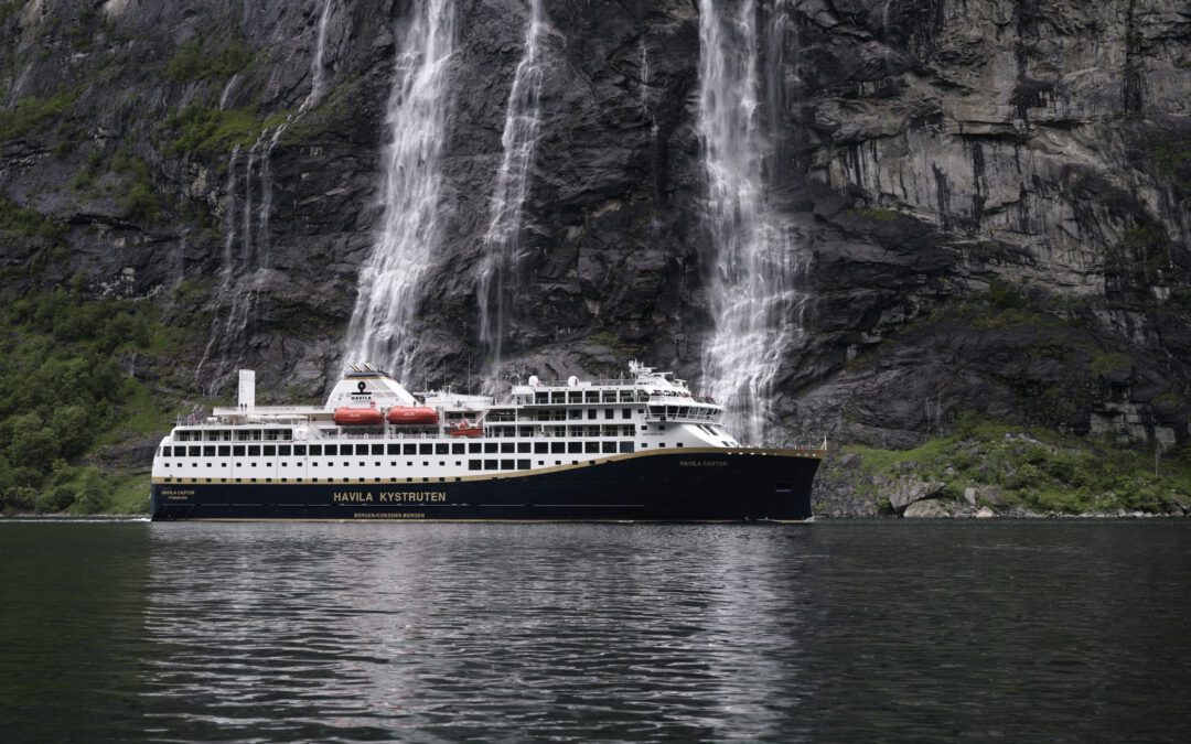 Havila schrijft geschiedenis met emissievrije cruise in Geirangerfjord