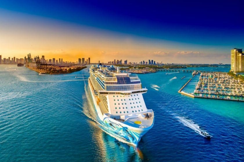 Norwegian Cruise Line schrapt alle COVID-19 vereisten vanaf 4 oktober