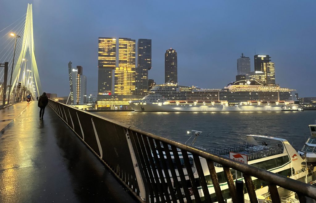 Cruisekalender Cruise Port Rotterdam: veel maidencalls voor de havenstad in 2023